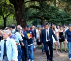 Fabri Fibra accompagnato da Bruno Grizzetti, entra al Tondino seguito dai fans 