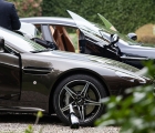 Le Aston Martin in mostra nel parco dello Sheraton Hotel a Cernobbio