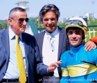 Da sinistra : il sig.Salice, proprietario di Fanoulpifer il suo allenatore Bruno Grizzetti, ed il fantino Dario Vargiu 