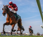 tiger-roll-becomes-the-first-horse-since-red-rum-in-1974-to-win-back-to-back-grand-nationals-06-04-2019