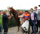 Hingol nello stallo del vincitore con il suo team