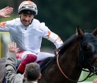 frankie-dettori-after-a-seventh-win-of-the-week-on-advertise-commonwelth-stakes-ascot-21-06-2019