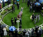 frankie-dettori-gets-off-raffle-prize-in-trademark-fashion-after-the-queen-mary-ascot-19-06-2019