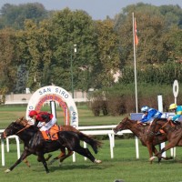 Dick Turpin sul palo brucia Cityscape