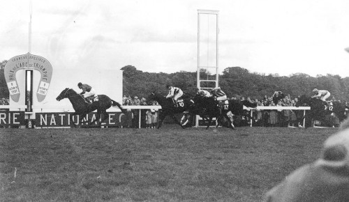 Molvedo vince l'Arc De Triomphe (1961)